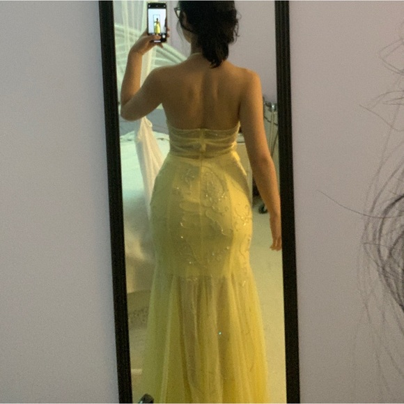 XS | VINTAGE caché halter mermaid dress with hand stitched beading - Picture 2 of 3